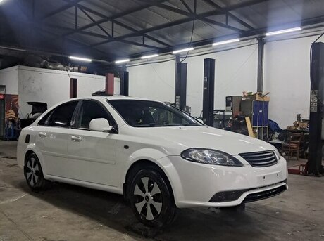 Daewoo Gentra 2014