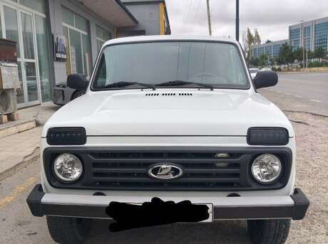 LADA (VAZ) Niva 2017