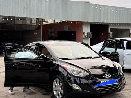 Hyundai Elantra 2013