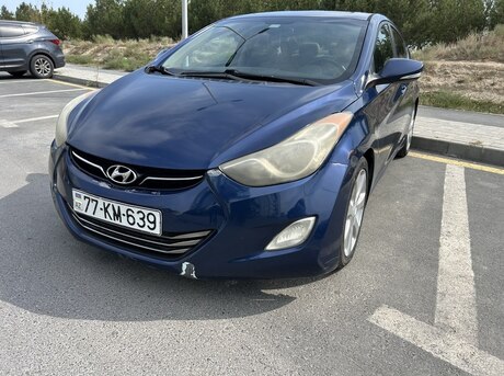 Hyundai Elantra 2013