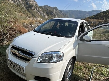 Chevrolet Aveo 2011