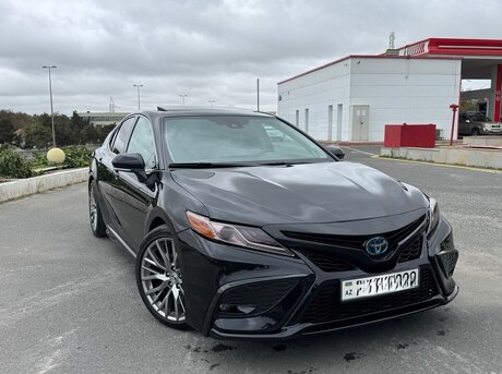 Toyota Camry 2022