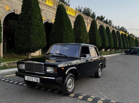 LADA (VAZ) 2107 2010
