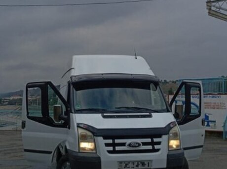 Ford Transit 2011