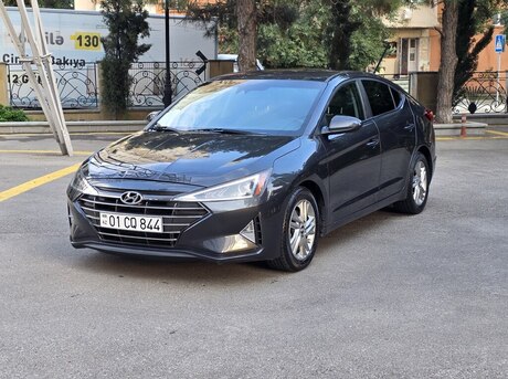 Hyundai Elantra 2020