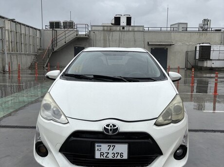 Toyota Aqua 2016