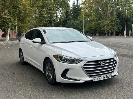 Hyundai Elantra 2018