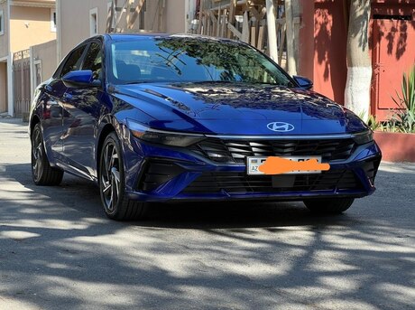 Hyundai Elantra 2024