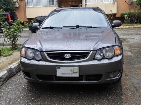 Kia  2002