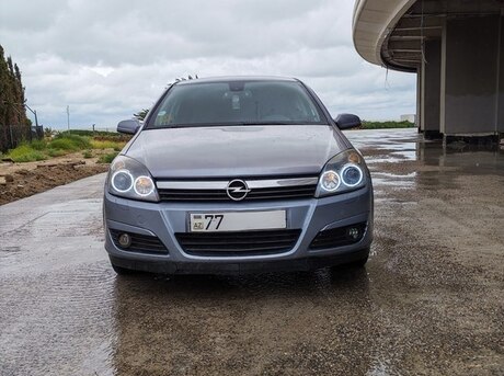 Opel Astra 2004