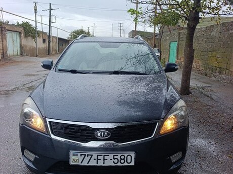 Kia  2011