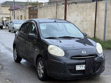 Nissan March 2011