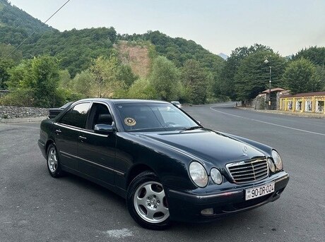 Mercedes E 240 2000