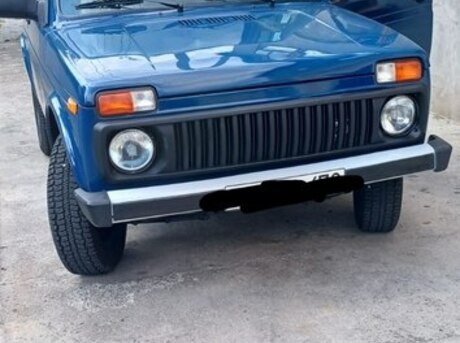 LADA (VAZ) Niva 2001