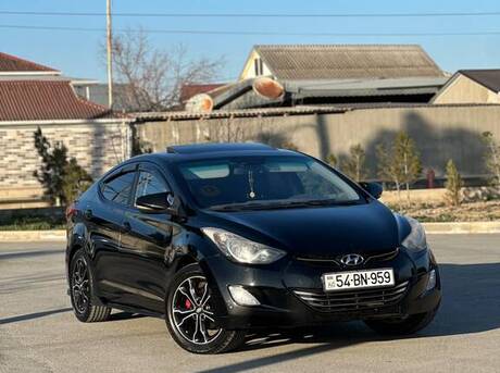 Hyundai Elantra 2012