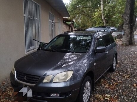 Mitsubishi Airtrek 2002