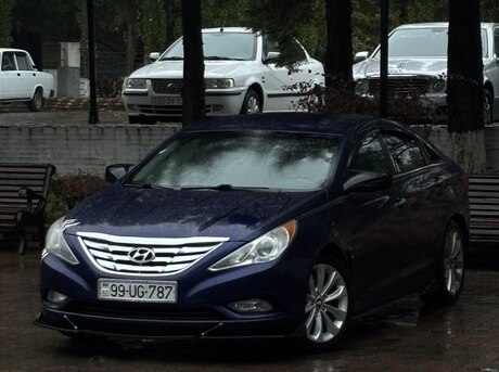 Hyundai Sonata 2011