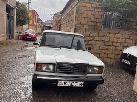 LADA (VAZ) 2107 2005