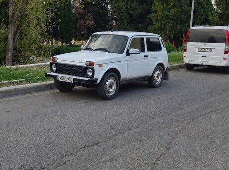 LADA (VAZ) Niva 2012