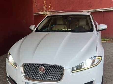 Jaguar XF 2015