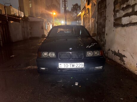 BMW 320 1994