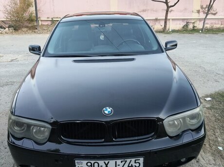 BMW 745 2003