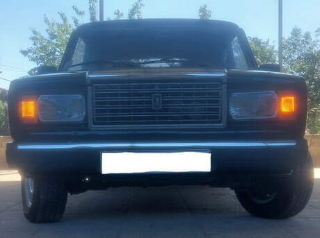 LADA (VAZ) 2107 2010