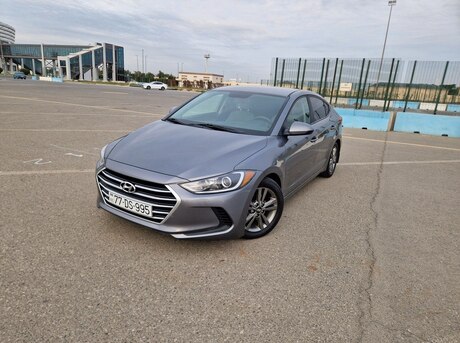Hyundai Elantra 2018