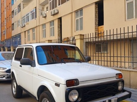 LADA (VAZ) Niva 2007