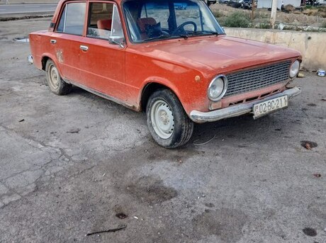 LADA (VAZ) 21011 1985