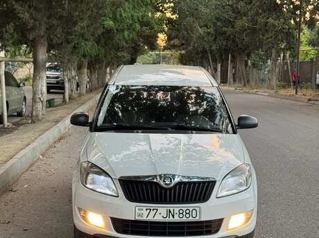 Skoda Roomster 2013