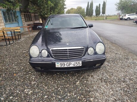 Mercedes E 240 1999