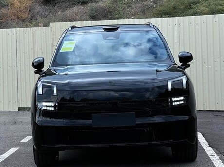 Lynk &amp; Co  2026