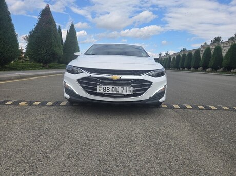 Chevrolet Malibu 2021