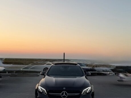Mercedes  2019