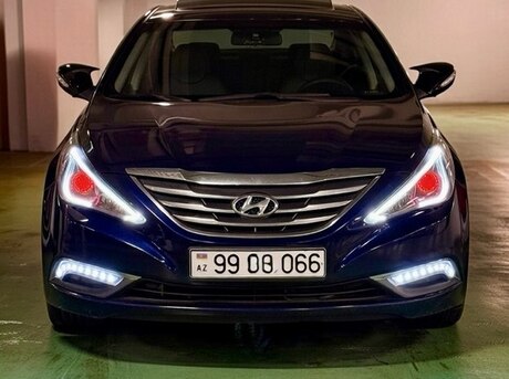 Hyundai Sonata 2011
