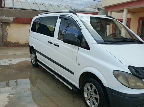 Mercedes  2009