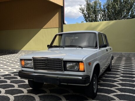 LADA (VAZ) 2107 2009