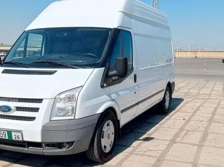 Ford Transit 2010