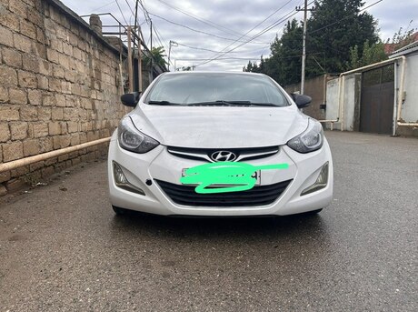 Hyundai Elantra 2012