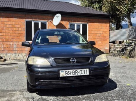 Opel Astra 2000