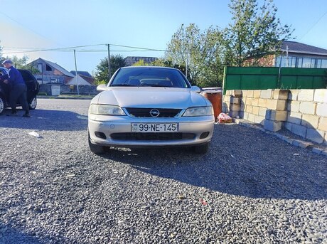 Opel Vectra 2000