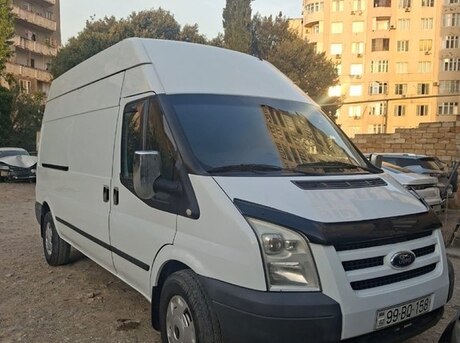 Ford Transit 2011