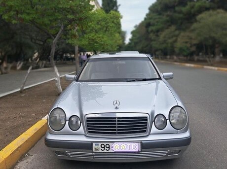 Mercedes E 200 1999