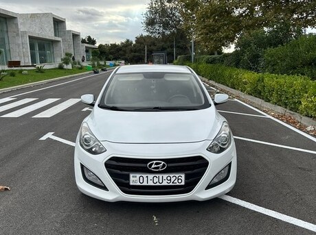Hyundai i30 2016