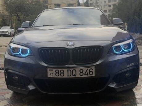 BMW  2020
