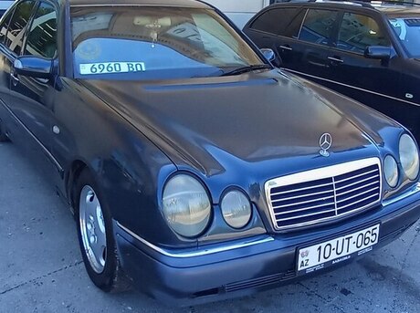 Mercedes E 220 1996