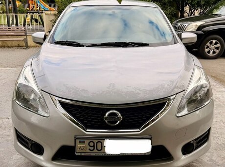 Nissan Tiida 2013
