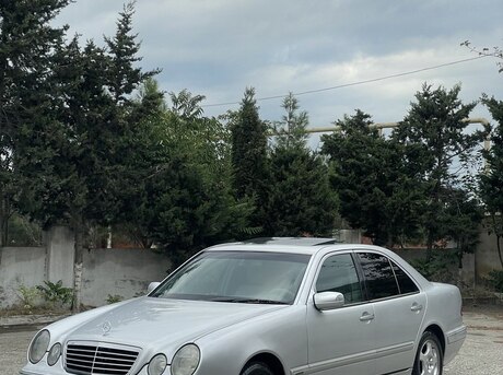 Mercedes E 240 1999
