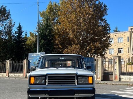LADA (VAZ) 2107 2010